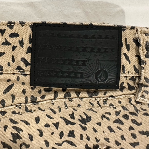 VOLCOM Liberator High Rise Jean Sz 32 - Picture 5 of 8